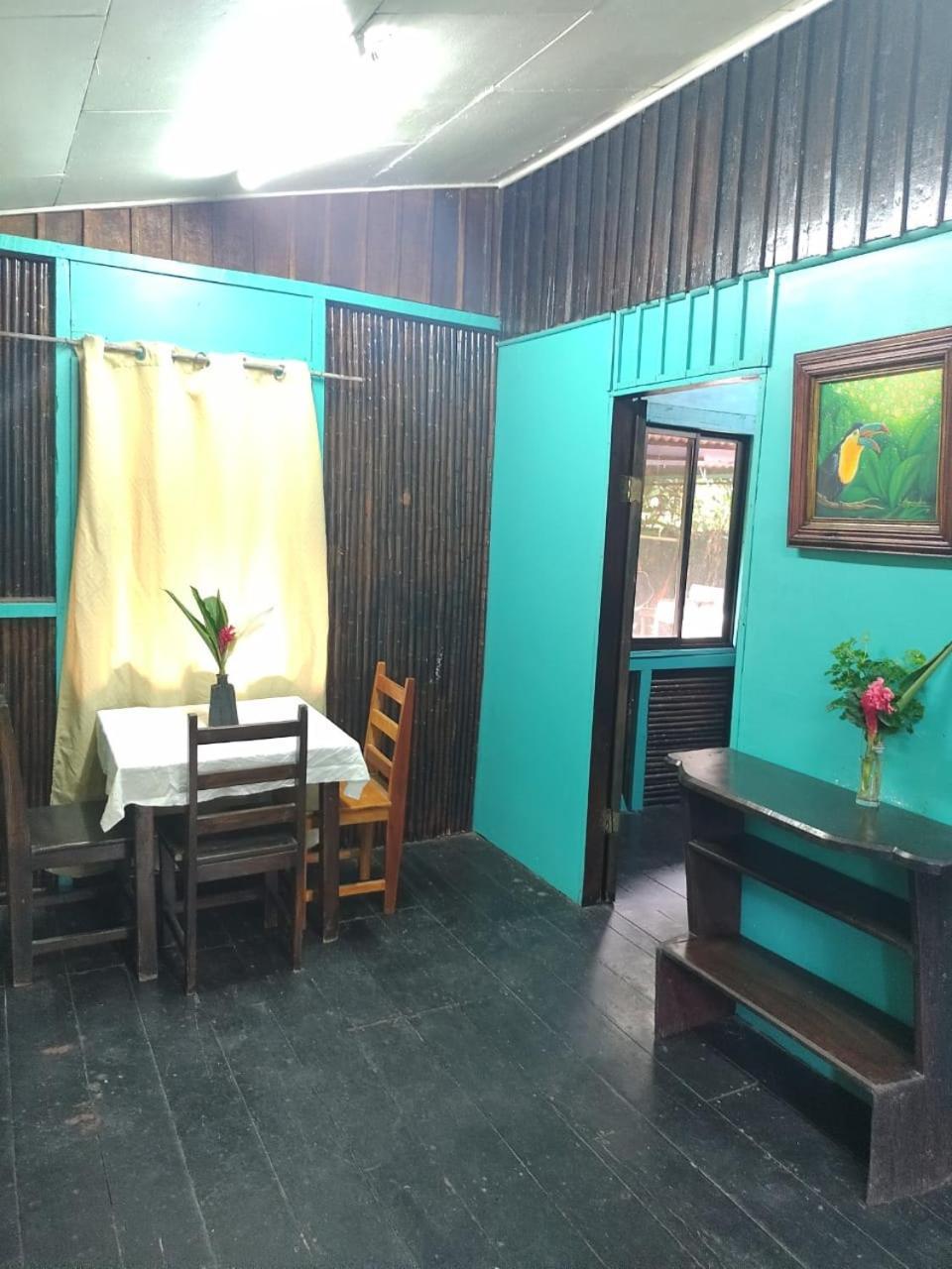 Playa Negra Brewing Beachfront Hotel Puerto Viejo de Talamanca Room photo